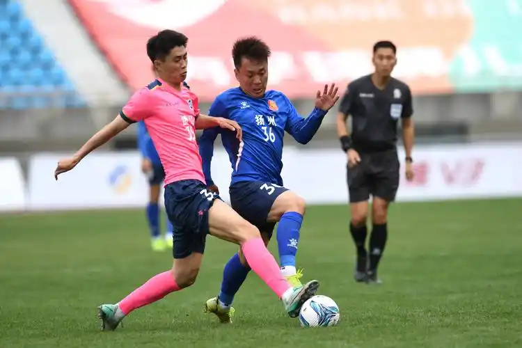 欧冠对决：利物浦 VS AC米兰